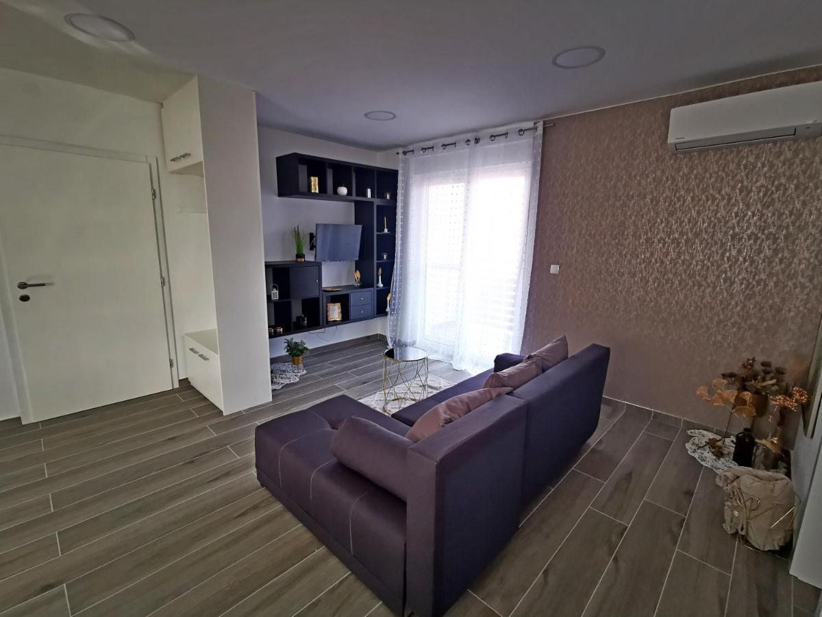 Golden - Self Check In Apartment Osijek Ngoại thất bức ảnh